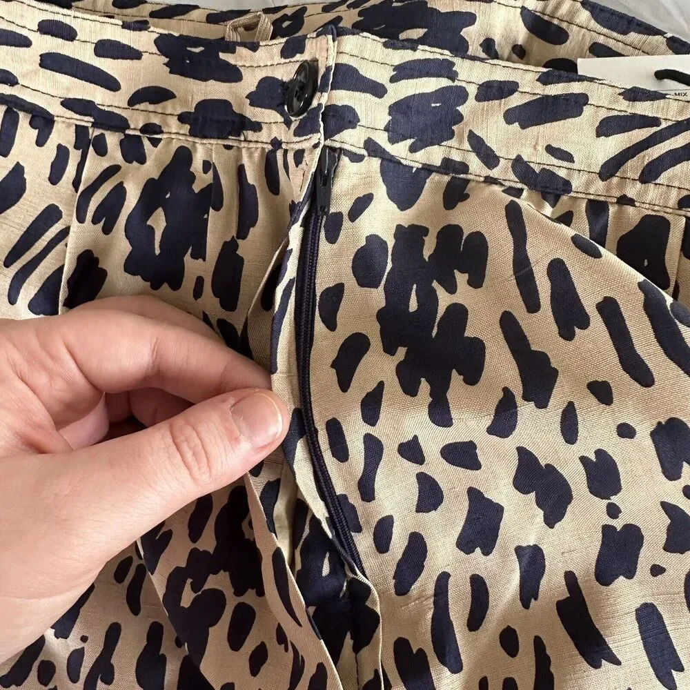 Vintage Valentino Miss V 100% Silk Skirt Cheetah Print Size 8